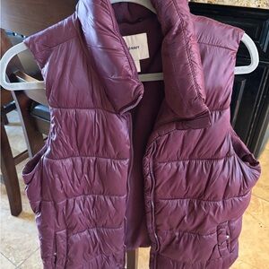 Old Navy Puffer Vest L